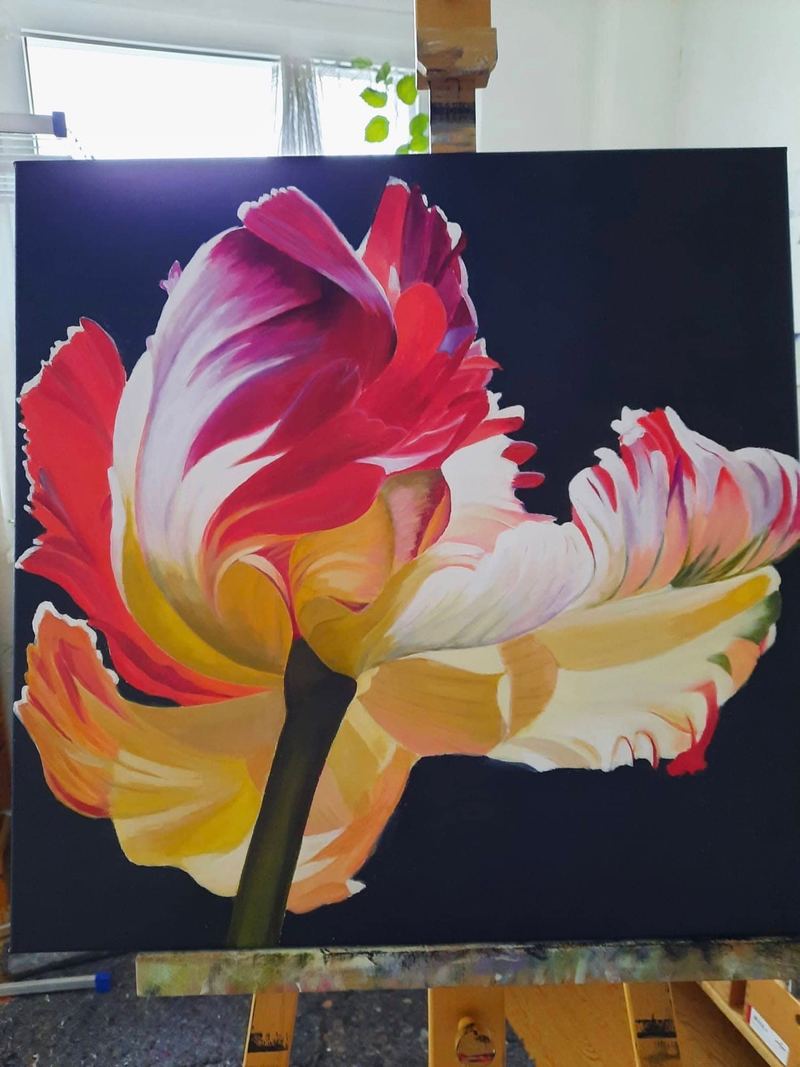 Acrylgemälde, 60 x 60 cm aus der Serie Acryl – Blumenserie auf Schwarz von Gisela Hetzelt